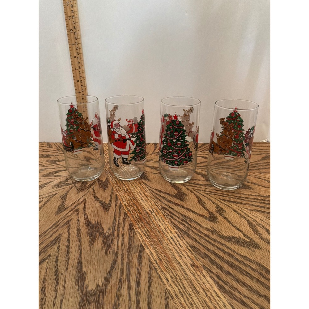 Christmascore Unisex Unbranded Santa Christmas Tree Glass Tumbler Set 4 Clear